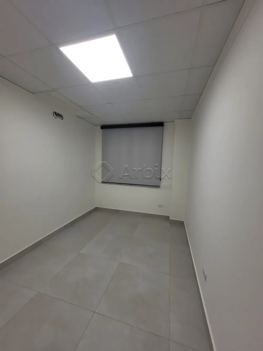 Alugar Comercial / Sala Comercial em Condom&iacute;nio em Santa B&aacute;rbara D`Oeste R$ 943,35 - Foto 1